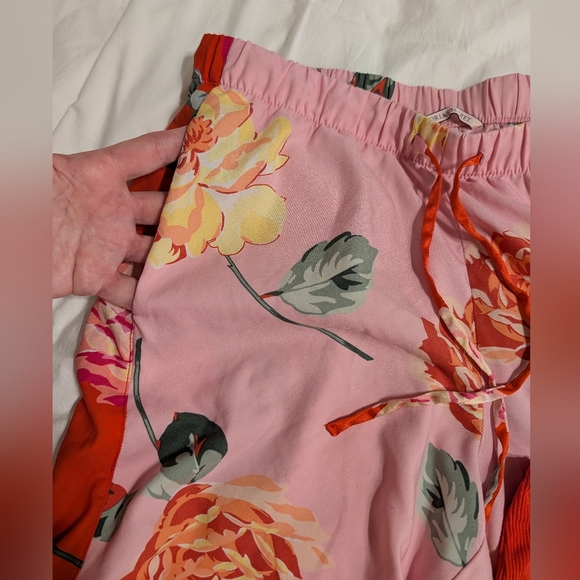 Victoria's Secret After Hours Pajama Set Lightweight Pants & Racerback Tank Top - Picture 7 of 12